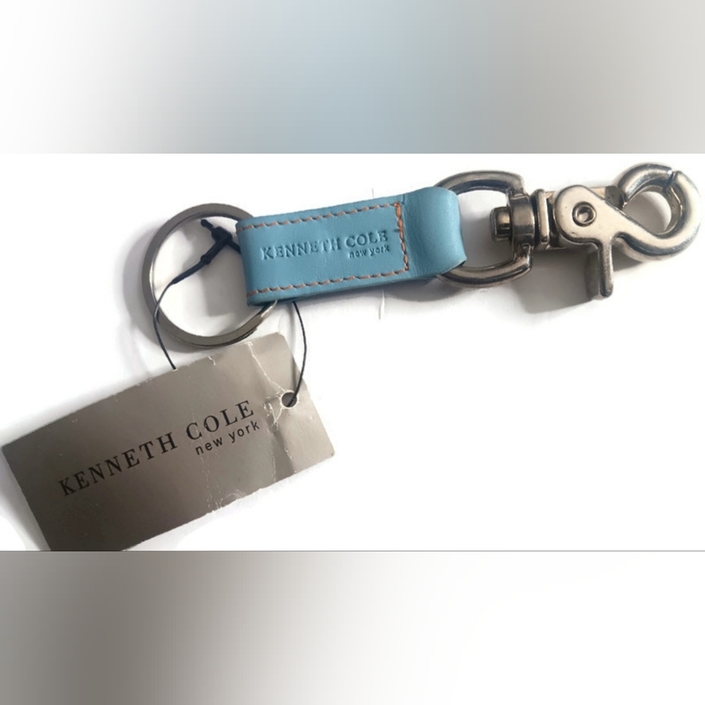 Kenneth Cole Men's Tie Set in Brown, Tan, and Purple & KENNETH COLE KEY FOB - Picture 6 of 7